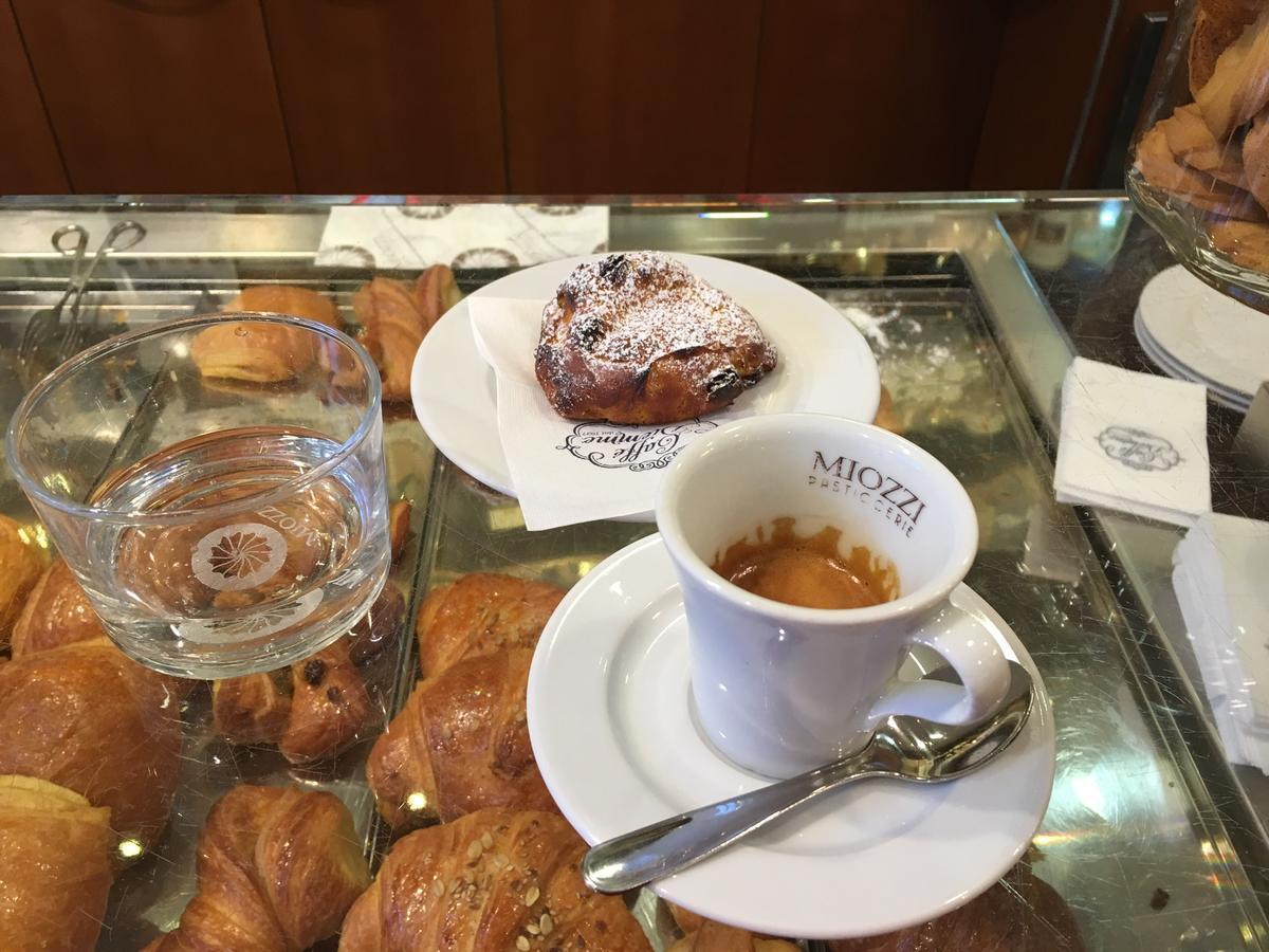 Alloggio Le Casette Di Zecca Giorgia Verona Bagian luar foto